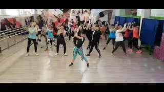 ZUMBA with Mary  -  Ilegales - Tamo's Happy