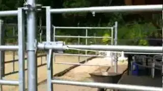 Zeitgesteuerter &Ouml;ffner f&uuml;r Tor am Paddock-2