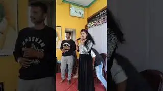 Aisi  deewanagi dekhi nahi kahi Dewaana film song 