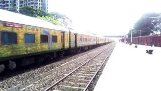 Surprise Offlink to the rescue: AJNI WAG9 31071 rescues HWH-YPR Duronto Express