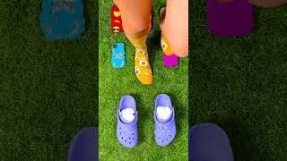 Crocs Chaos 🤣 Surpriză de șosete și provocarea spălării sălbatice a picioarelor!