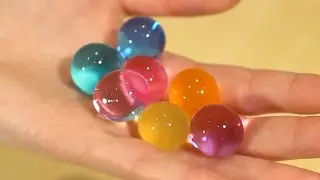 Water Gel Balls Demonstration - Invisible and Colorful Polymer Balls (Spitballs or Water Balz Jumbo)