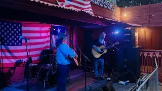 Libby Koch & Michael O'Connor iMtv down in Moose Hollow Belladrum Festival