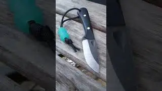 EDC Knife - Junior w/Glow Lanyard Bead #knife #edcknife #pocketknife #edccarry #bushcraft #jrsknives