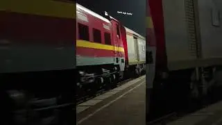 #Barauni express#15204#morning time running# lucknow to barauni# arrived at dholi#short#viral🔥🔥🔥