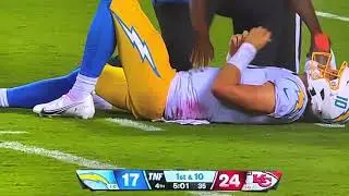 Justin Herbert injured ribs exits game after big hit by Mike Danna. Chiefs vs Chargers MNF highlight