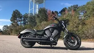 IT'S TIME TO BUY A NEW MOTORCYCLE | 106 CUBIC INCH CRUISER | VICTORY GUNNER