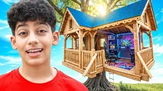 I Made a SECRET Gaming Room inside my TreeHouse