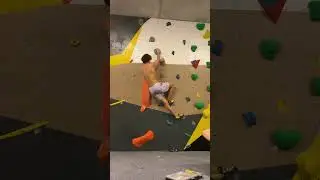 Gray V2 boulder problem #bouldering #climbing #shorts
