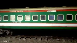 6618 locomotive with short hood, 748 down Shimanta Express in Birampur ✅ #viralvideo #train #vlog 