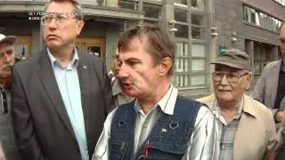 Митинг по сносу гаражей ПО-7, у адм. Кировского р-на (3)
