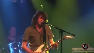 Rock D.a.m. - Sentado En La Acera