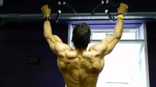 Helmut Strebl - crawling chins