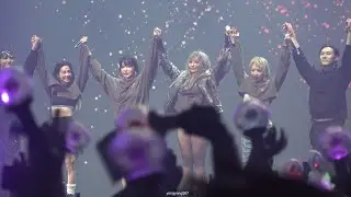 [4K] 2NE1 - 메들리 Crush, I Don't care, Ugly, Go Away, Can't Nobody | 241004 2NE1 CONCERT WELCOME BACK