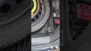 2009 - 2016 Audi A4 B8 Comfort Control Module Location