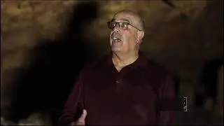 مغارة برقش الجيولوجية في لواء الكوره اربد شمال الاردن ايلول 2024م