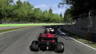 Funny AI Mass Collision on Monza - F1 2021 Game #Shorts