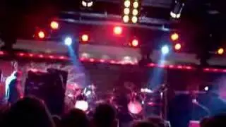 Big Business w/ Dale Crover on guitar @ ATP Dec 2006