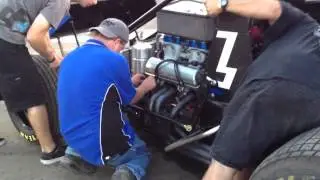 Dale Blaney swaps motors at Knoxville