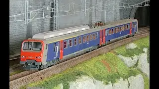 Piko 96532 / 96533 Autorail &eacute;lectrique SNCF, Z2 Z 9600, livr&eacute;e origine, logo casquette