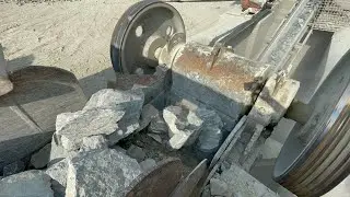 *🔥 Jaw Crusher Beast Mode! Crushing Huge Rocks in Seconds | Heavy Machinery Action 🔧💥*