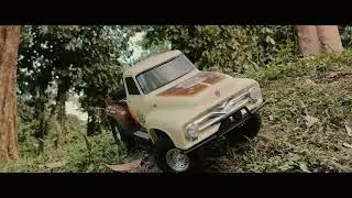 1955 Ford F100 rc 4x4 adventure.Kit:- AXIAL SCX10 ii