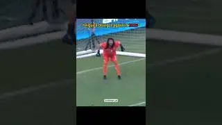 Higuita&rsquo;s scorpion kick: 1995 vs 2025 ☠️🔥