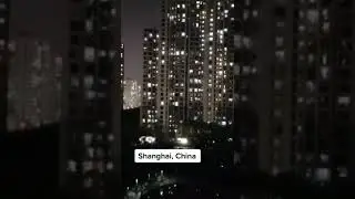 People screaming out of their windows after a week of total lockdown
