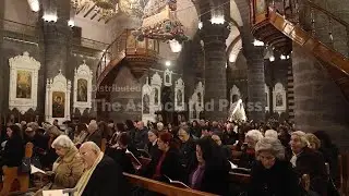 Syria's Christian community celebrates Christmas Eve Mass at midnight