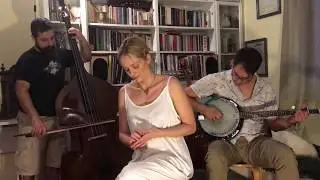 Rosey Blue ft. Johnie Thin & Petros Lamprides - The Wayfaring Stranger (folk/gospel)