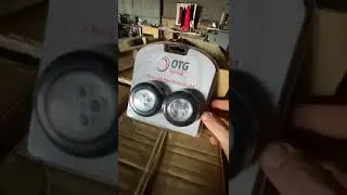 LOT 78: 2 PC LED PUSH LIGHTS