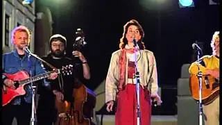 Spala bych, spala -  Lenka Slabá a Nezmaři