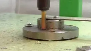 CNC-magic basic тихонько грызет сталь