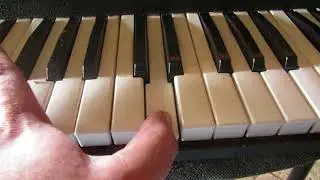 Vermona Synthesizer (1982)