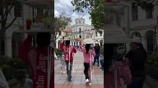 Cuenca Parque Calderon 
