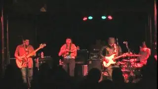 04.04.14 Dr Jones and the Shiners 02