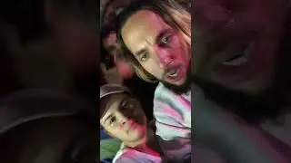 Rare scrim singing to camera 11/4/2015