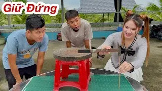 Làm Sao Đặt Cây Búa Đứng Vững Thắng Ngay 1 Triệu Đồng Và Cái Kết Bất Ngờ | Ly Ngô Vlog