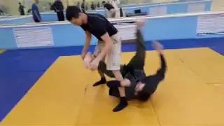 Low acrobatics and biomechanics og throws Нижняя акробатика и биомеханика бросков.