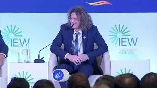 IEW 2025 Leadership Panel: Industry 4.0 - Revolutionising the upstream oil and gas sector with...