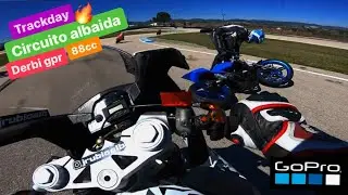 CIRCUITO ALBAIDA trackday con DERBI GPR 88CC(MUCHOS PILOTOS EN PISTA)motos competicion.