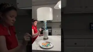 Repurpose a lamp with me #budgetdecor #decor #diyprojects #diy #lamp #repurpose #paint #savemoney