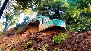 Extreme Mountain Road Construction: Skillful Excavator Operator at Work | Excavator Planet