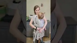 Tandem Babywearing | Woven & Half Buckle #babywearing #babywearingmama #wovenwrap