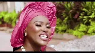 Z&eacute;e Kakand&eacute; - G&eacute;n&eacute;ral Mamadi DOUMBOUYA (Clip Officiel)