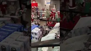 Black Friday, Big sale at Macy&rsquo;s