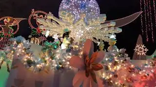 It's A Small World Holiday 4K Disneyland 2017