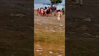 Girls gang  fight in holi.2023