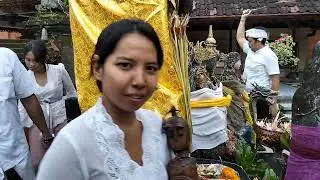 Odalan Mrajan Mangku Pura Dalem Betawi, ada BILVA TV