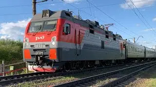 Электровоз ЭП1М-778 с поездом №68 Москва - Симферополь